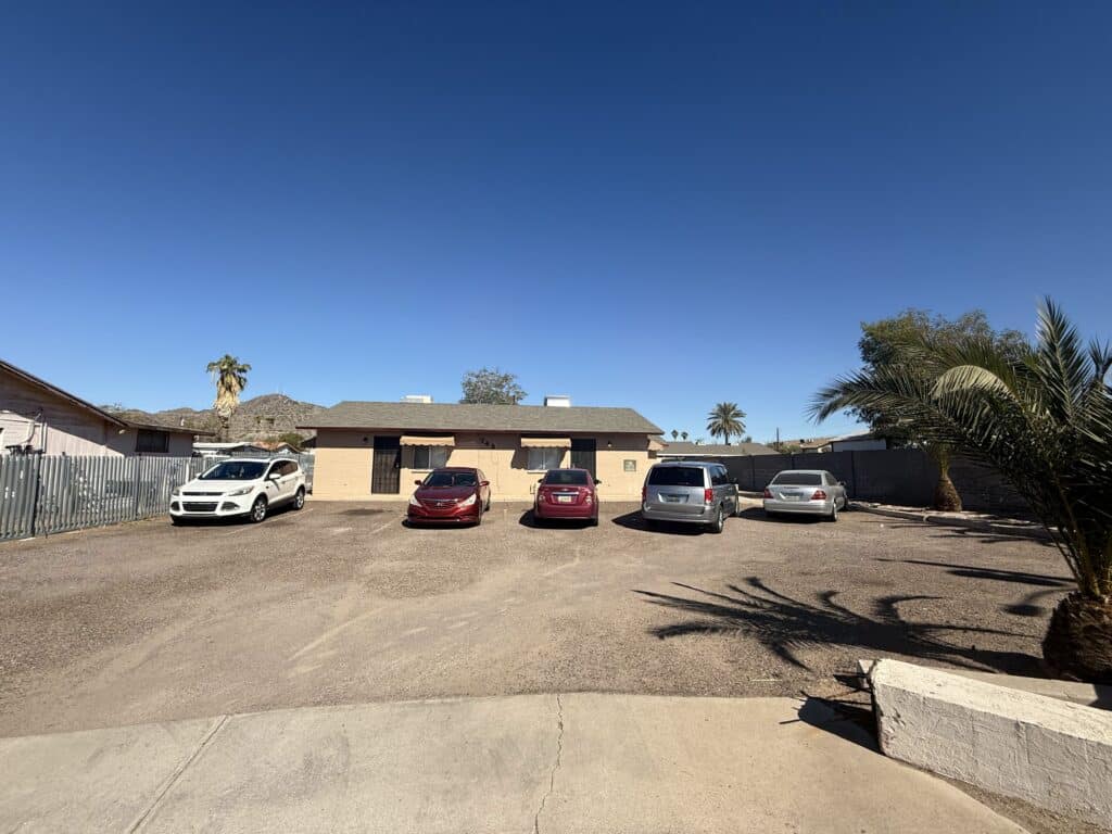 Phoenix, AZ 85020