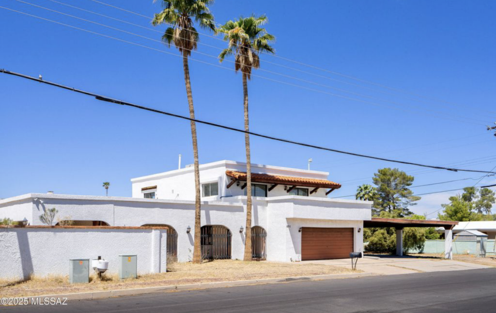 Tucson, AZ 85711