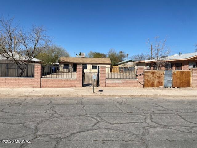 Tucson, AZ 85714