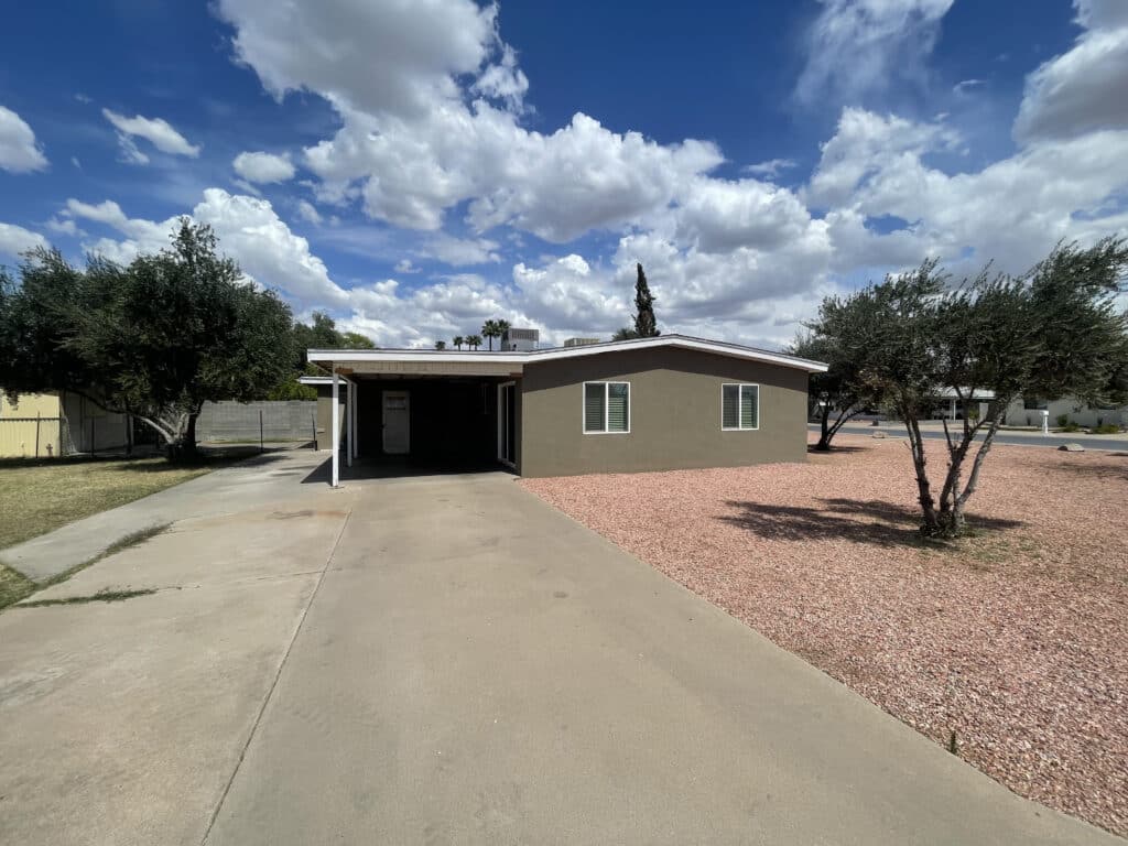 Phoenix, AZ 85015