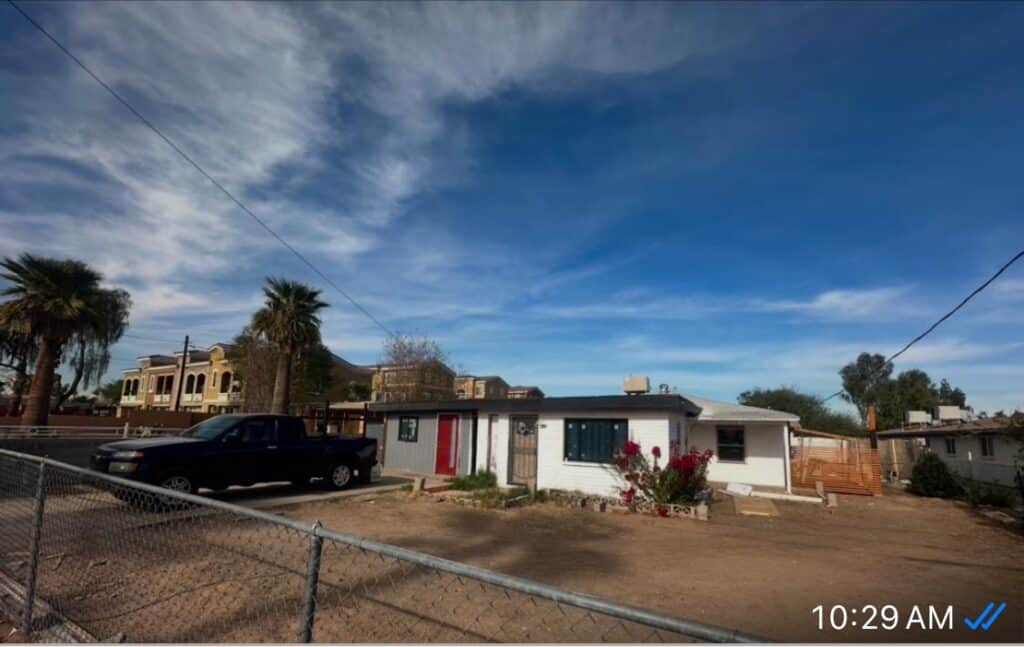 Phoenix, AZ 85015