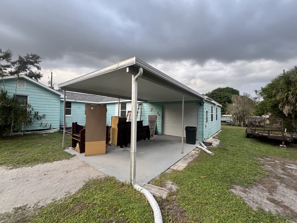 Bradenton, FL 34205