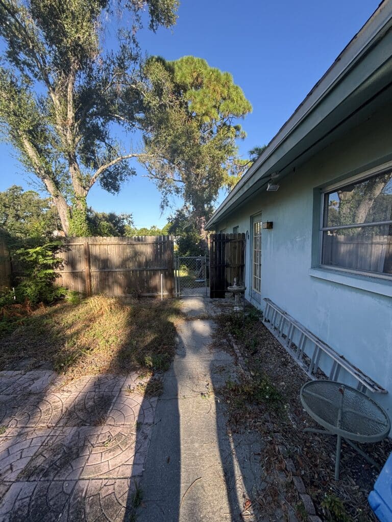 Saint Petersburg, FL 33705