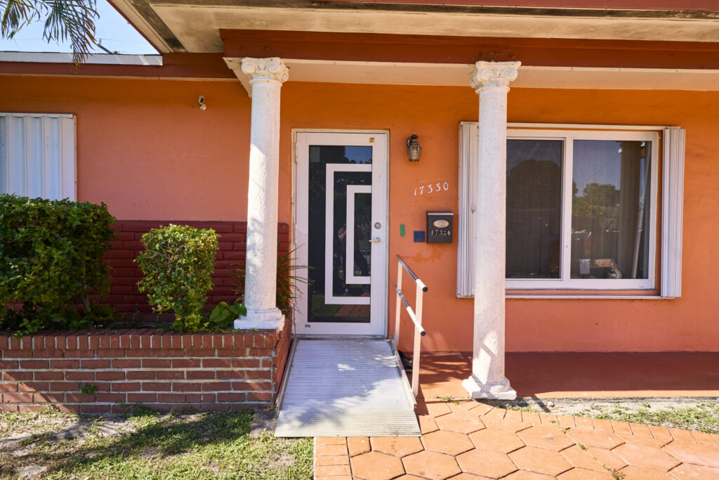 Miami Gardens, FL 33055