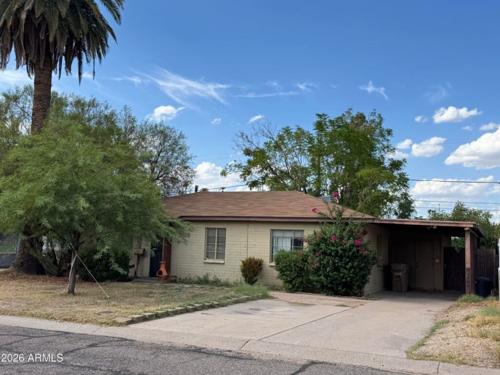 Phoenix, AZ 85018