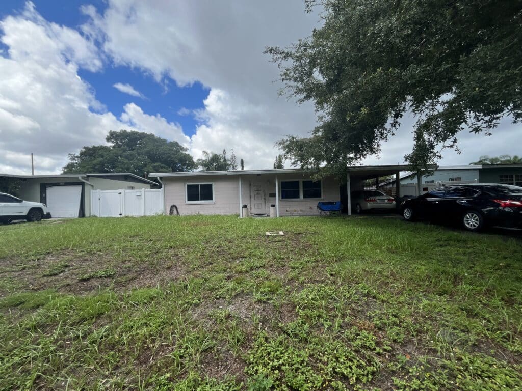 Saint Petersburg, FL 33714