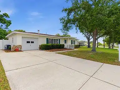 LARGO, FL 33773