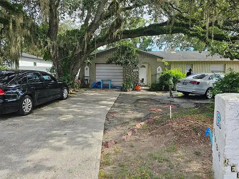 TAMPA, FL 33610