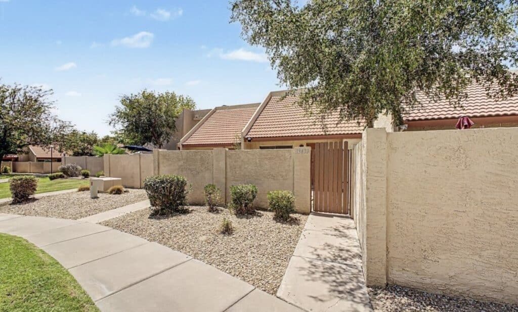 Phoenix, AZ 85053