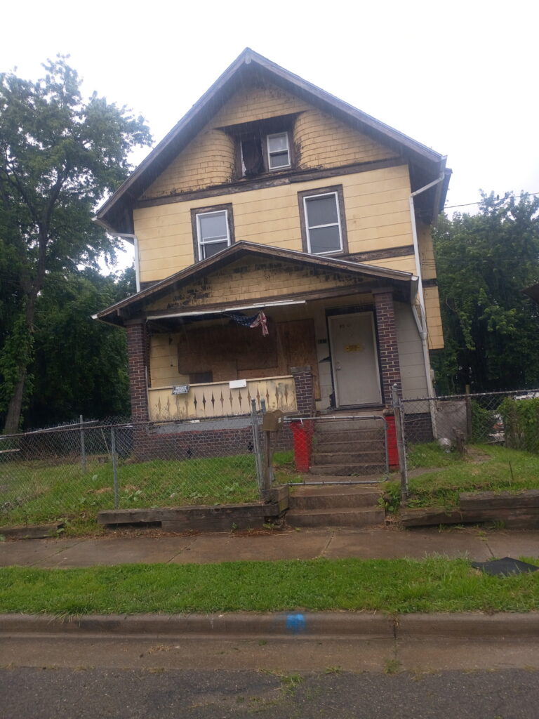Akron, OH 44305