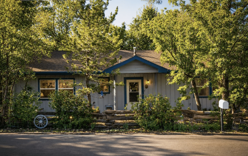 Lakeside, AZ 85929